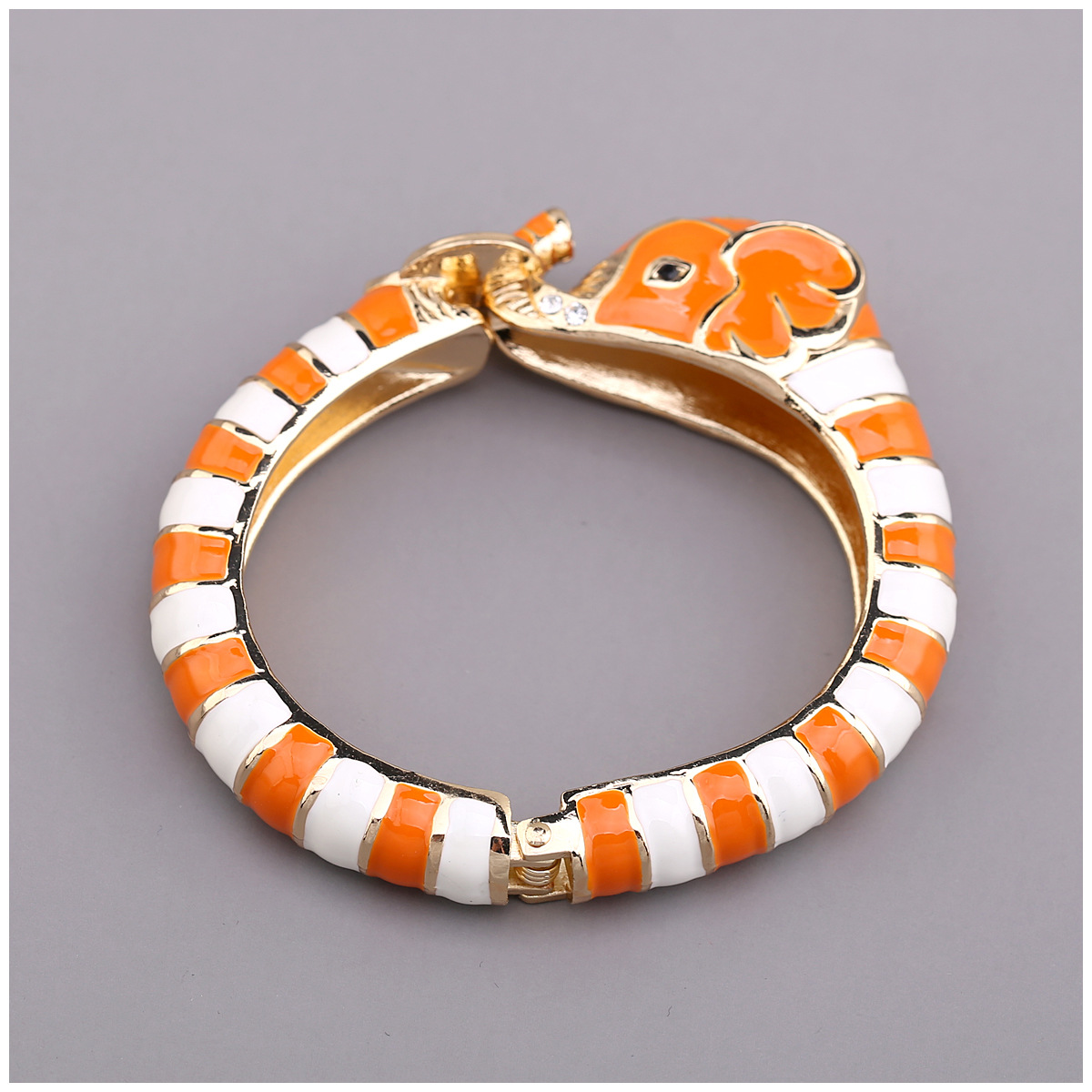 Elegant Streetwear Animal Alloy Enamel Inlay Artificial Diamond Women's Bangle display picture 27