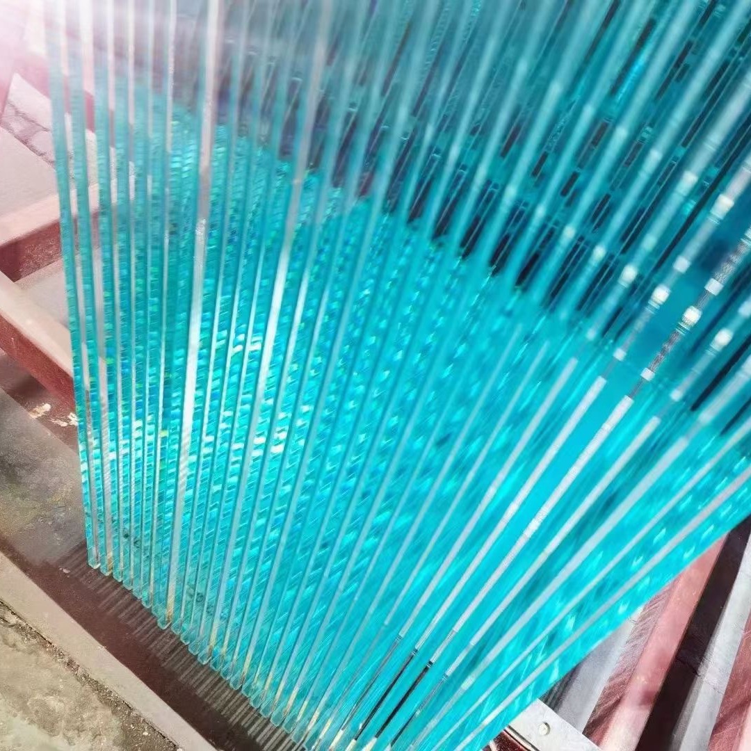 江门厂家直销各种规格优质钢化玻璃 4mm透明钢化玻璃