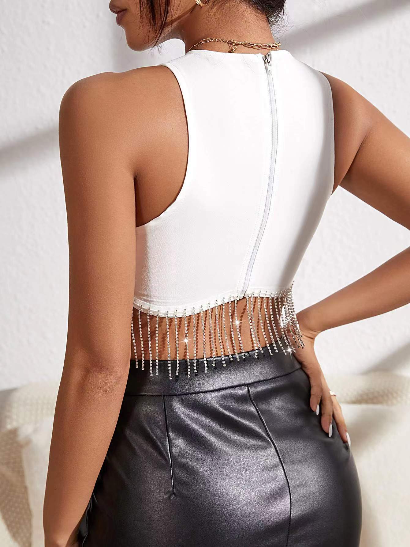 Daily Occasion Round Neck Neckline Slim Fit Type Solid Color Pattern Wholesale Women'S Streetwear Solid Color Tassel Tank Tops