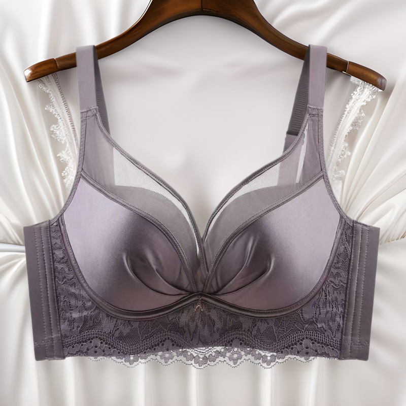 High-End French Intimates for Women, Silk Lace, Small Breasts, Push-Up, Seamless, Breast-Retracting, Wire-Free Bra Set