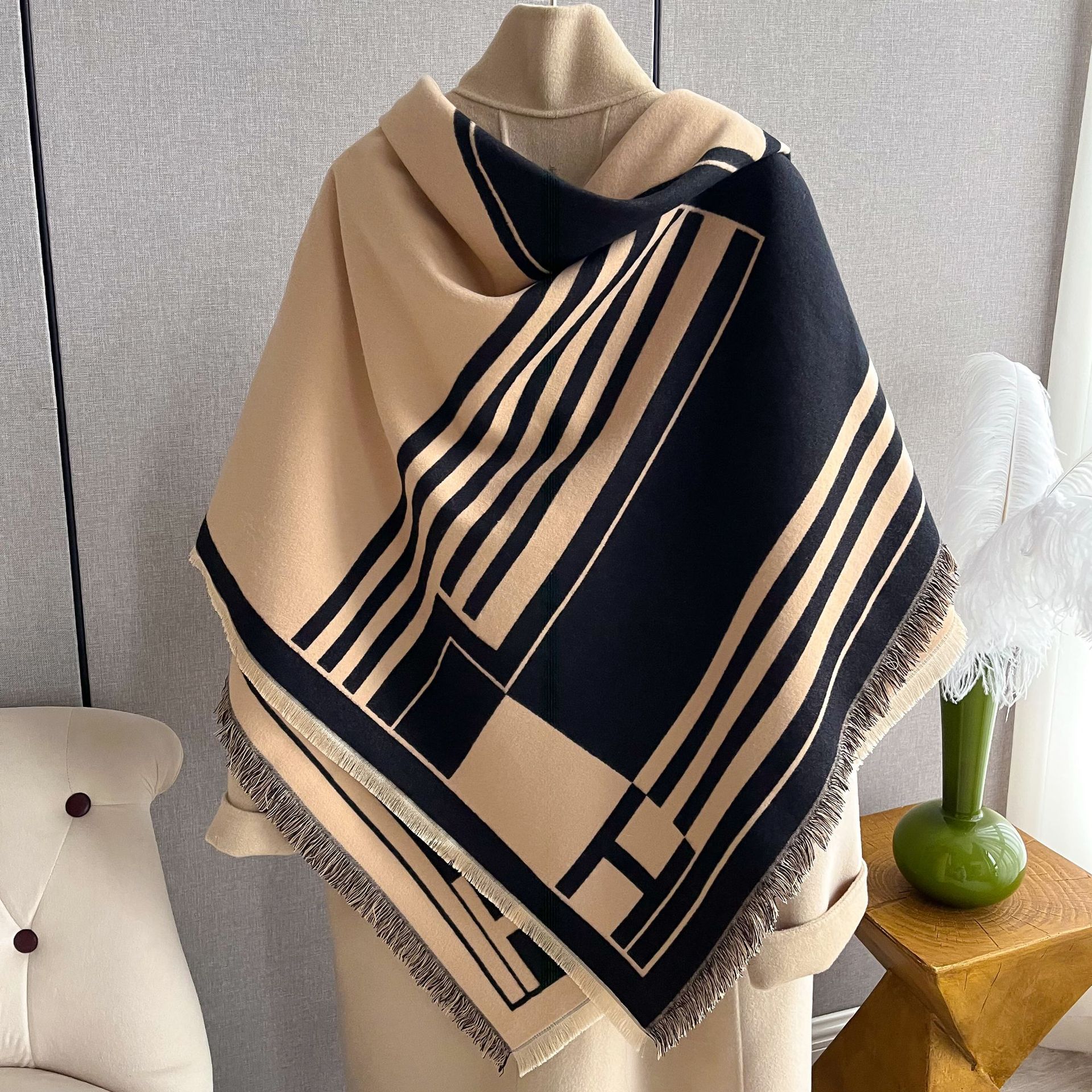 Bufanda cuadrada grande de rayas blancas y negras simple europea y americana bufanda de Cachemira de doble cara bufanda de aire acondicionado