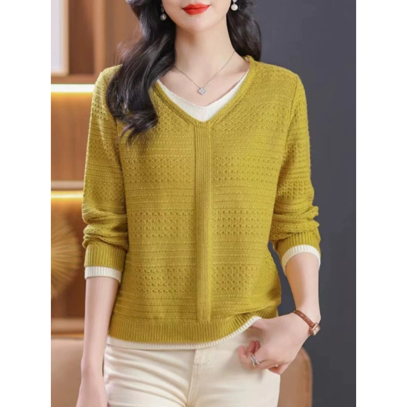 Suéter de pluma falso de dos piezas hermosa camisa de otoño 2025 nuevo cuello en v camisa de punto de fondo suéter delgado de estilo occidental para mujeres