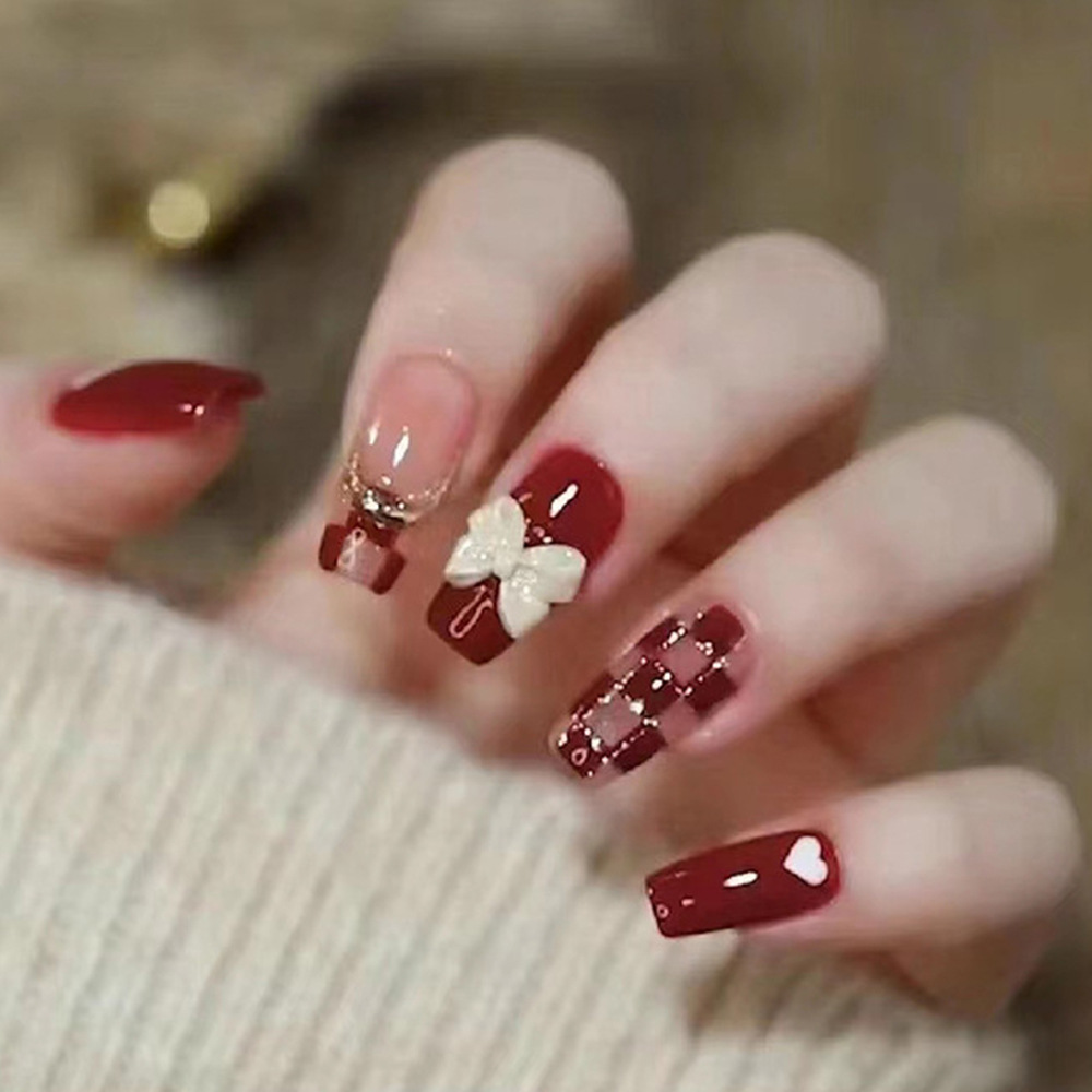 Uñas portátiles de tendencia en TikTok con una sensación de alta gama para el otoño, puro deseo, pegatinas de arte de uñas portátiles con ojo de gato y sonrisa rosa brillante.