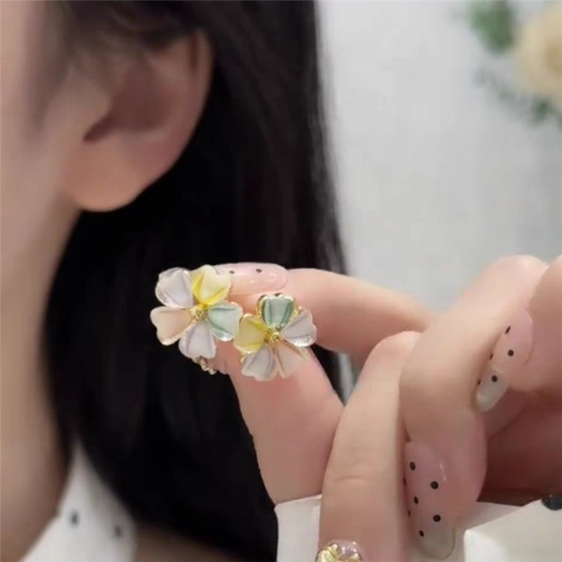 甘いカラフルな花のイヤリング 2025 新しいホットスタイルイヤリング女性のニッチデザインハイエンドの軽い豪華なイヤリング|undefined