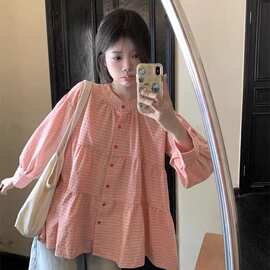 法式甜美粉色格子圆领衬衫女2026秋季新款宽松减龄小个子娃娃上衣