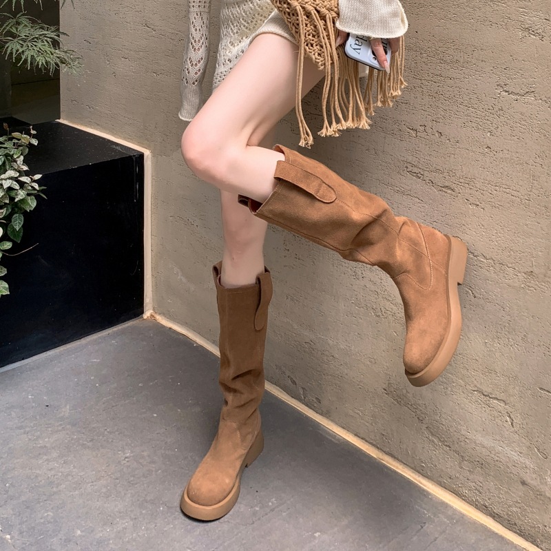 咖啡棕色磨砂牛皮平底小个子长筒靴女秋冬一脚蹬骑士靴堆堆靴时髦