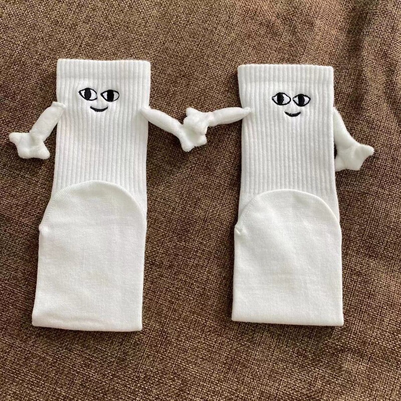 Smiley Face Holding Hands Socks Mid-length Socks Men's and Women's Trendy Personalized Magnetic Attraction Three-dimensional Doll Black and White Lovers Socks