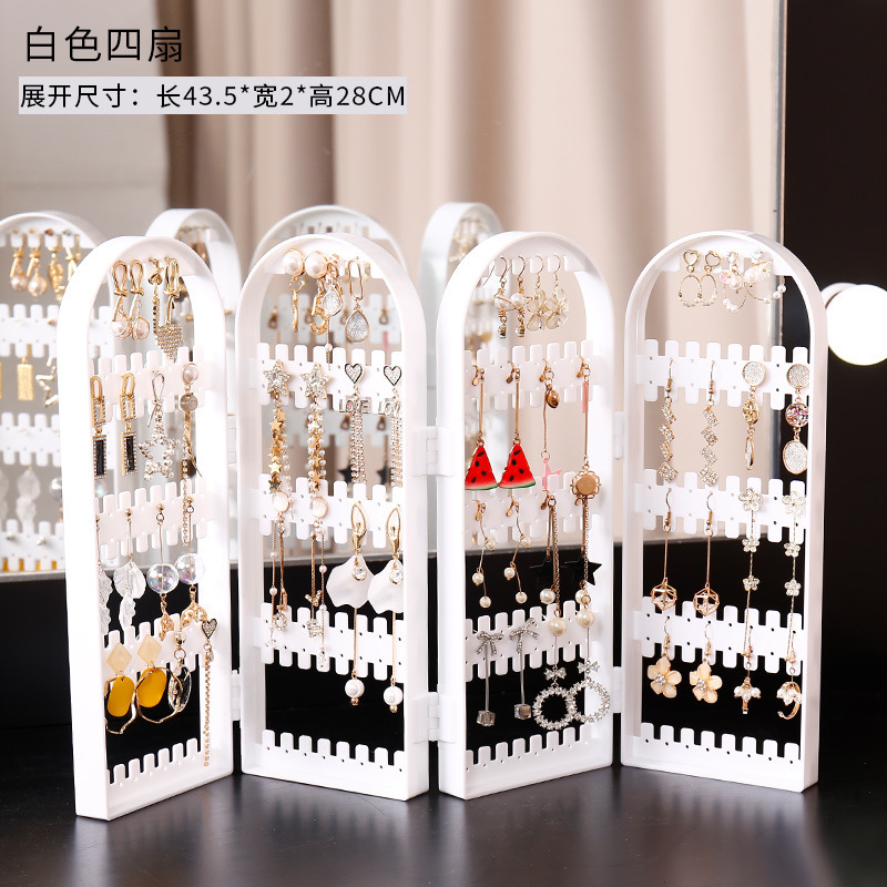 չʾ240Ͽ״μܶƷչʾ ̯