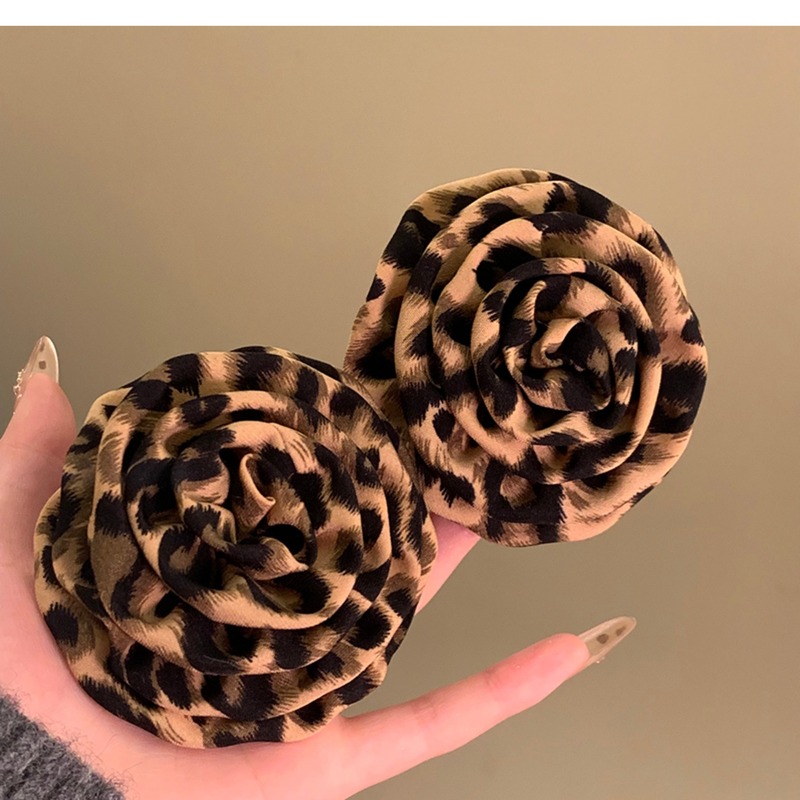 银针秋冬布艺豹纹花朵耳钉欧美复古时尚耳环小众设计感耳坠耳饰女|undefined