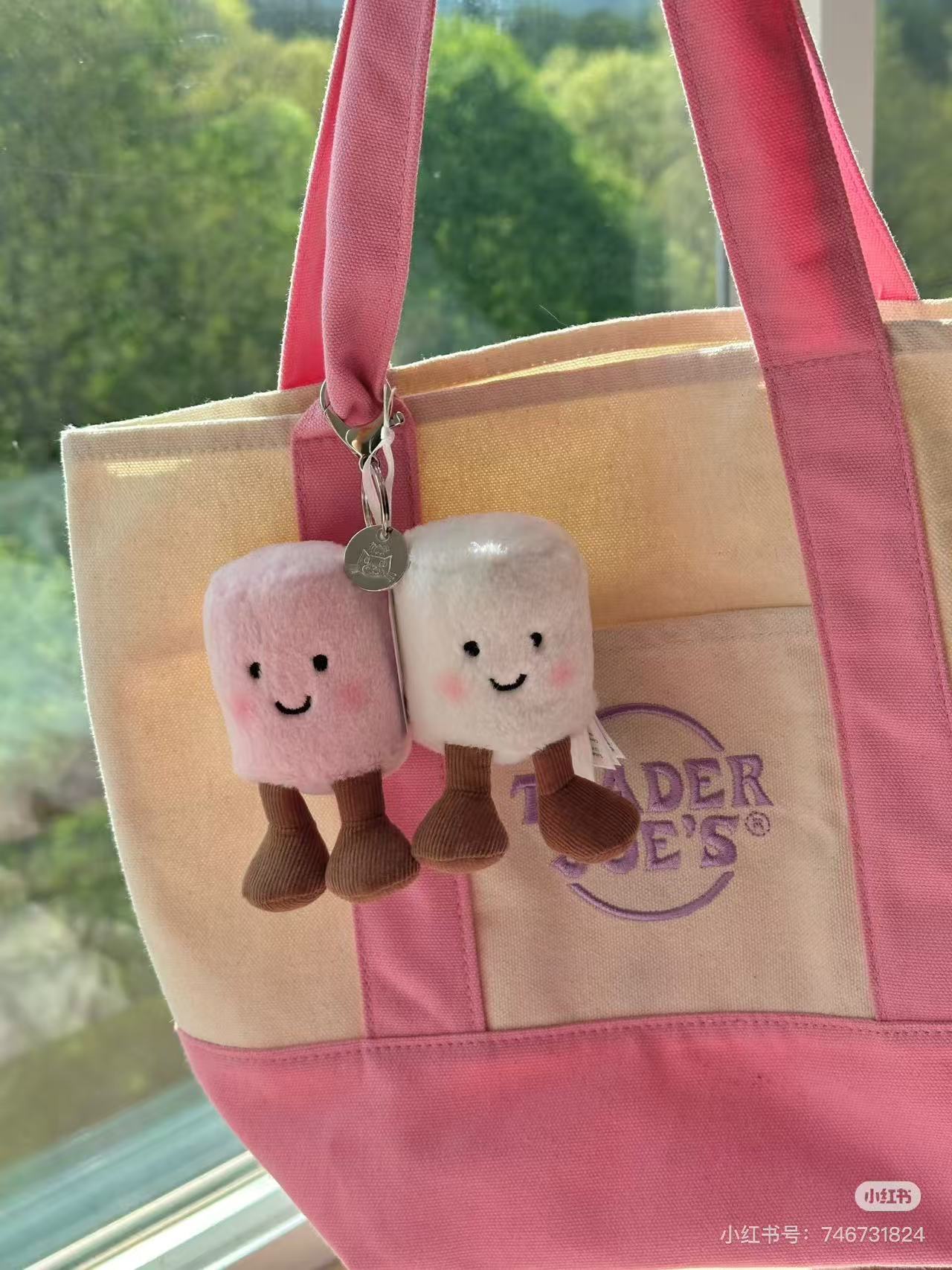 Upgrade marshmallow pendant