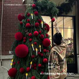 拍照氛围感网红2025年球商用打卡装扮圣诞树绒布门店圣诞创意摆件