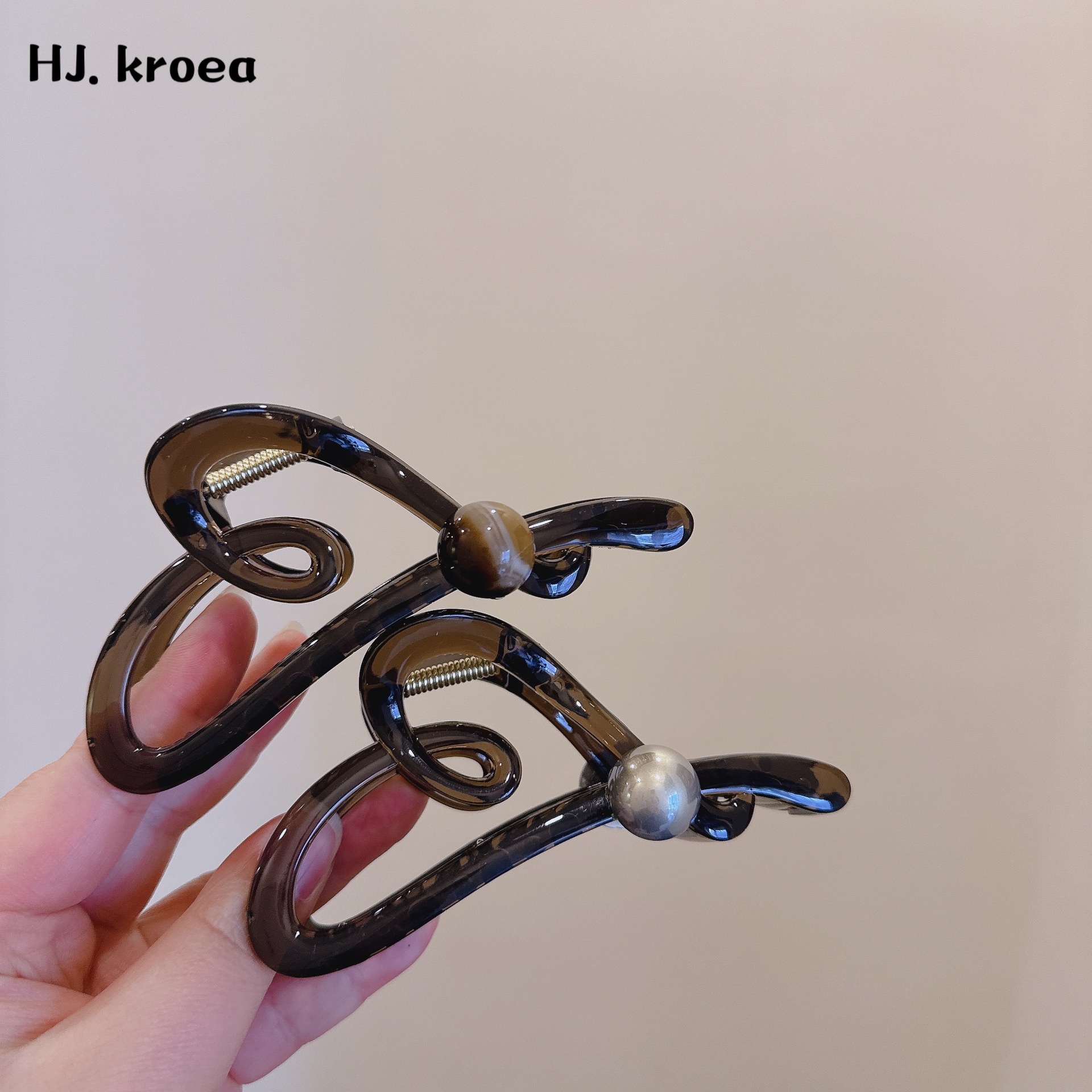 2025春夏新款！實拍茶色巧克力豆個性盤發抓夾ins百搭髮夾女