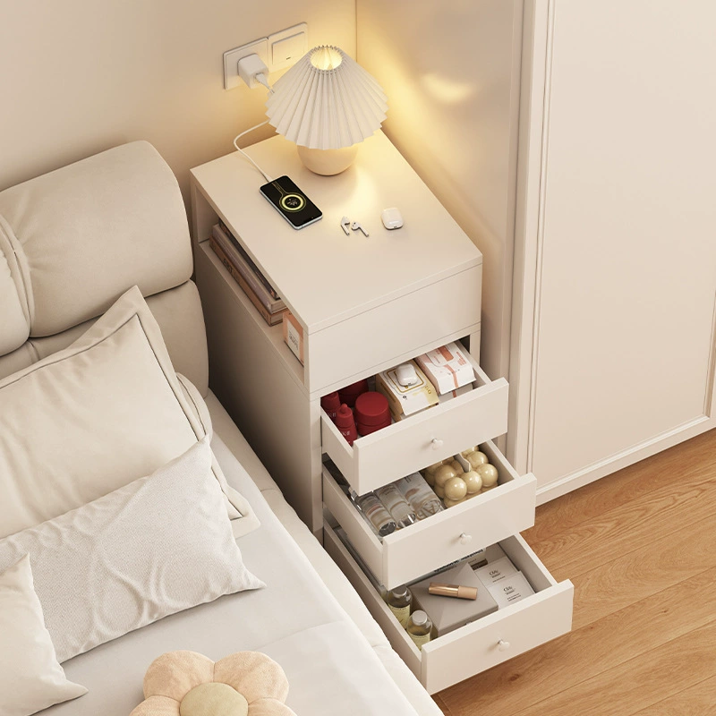 Чрезвычайно узкая мобильная прикроватная тумбочка, простой и современный небольшой боковой шкаф для хранения, ультраузкая простая полка для хранения в домашней спальне.