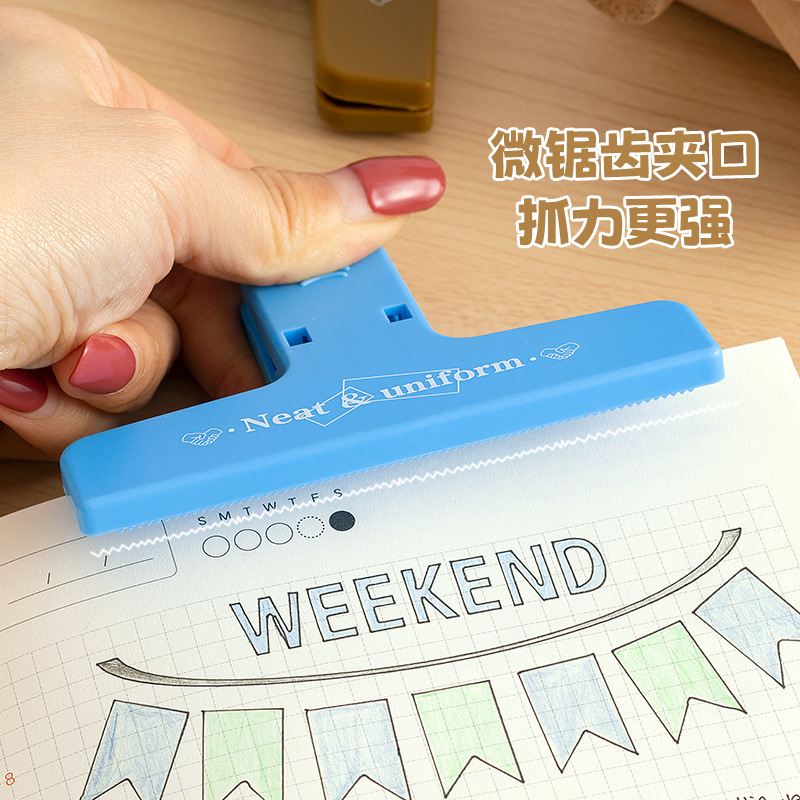 Pequeño Libro Rojo mismo estilo Diario clip color retro clip de plástico Diario Bill clip ins estilo clip magnético 12