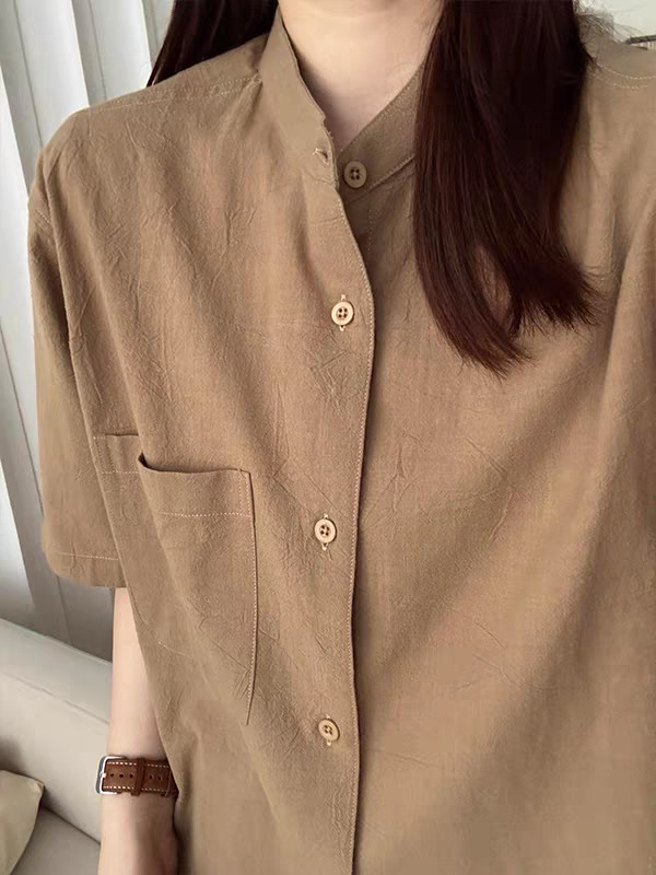 카키색