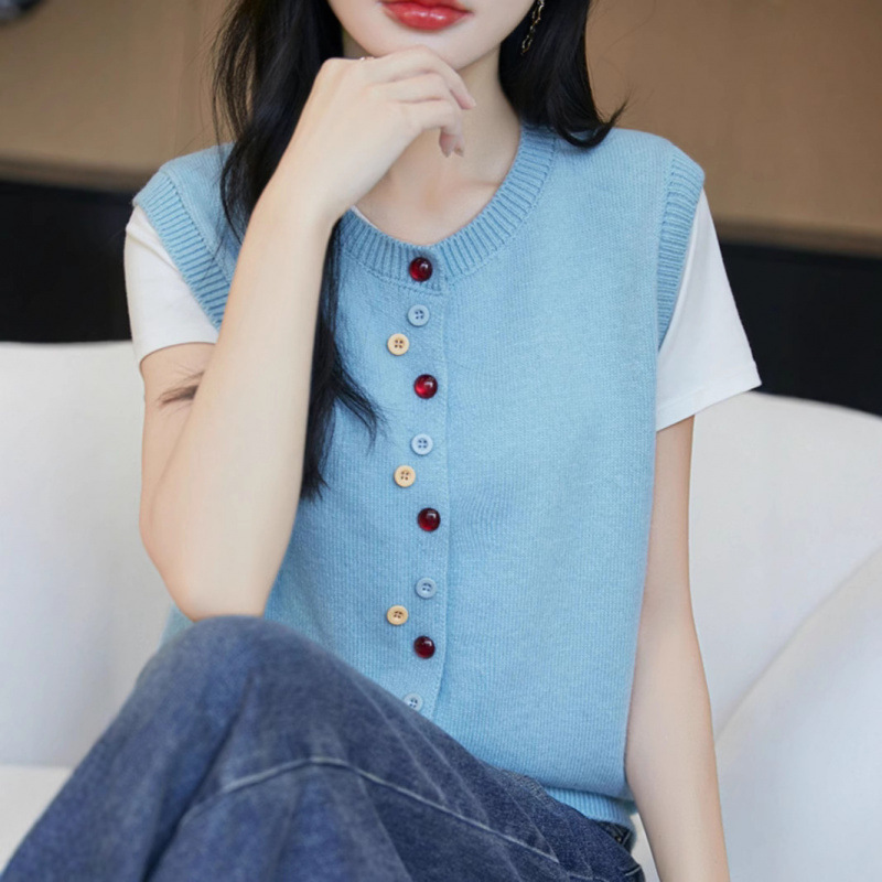 2025春秋新款高级感彩扣无袖叠穿马甲开衫女百搭圆领洋气针织坎肩|undefined