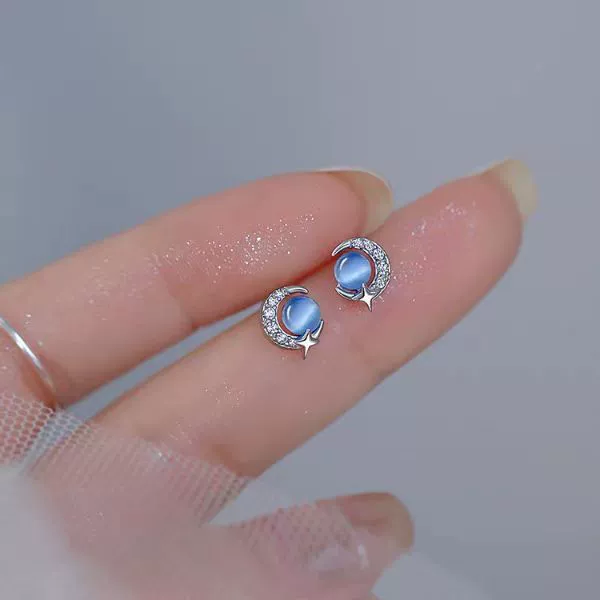 Изысканные модные серьги, кошачий глаз, тренд сезона, легкая роскошь