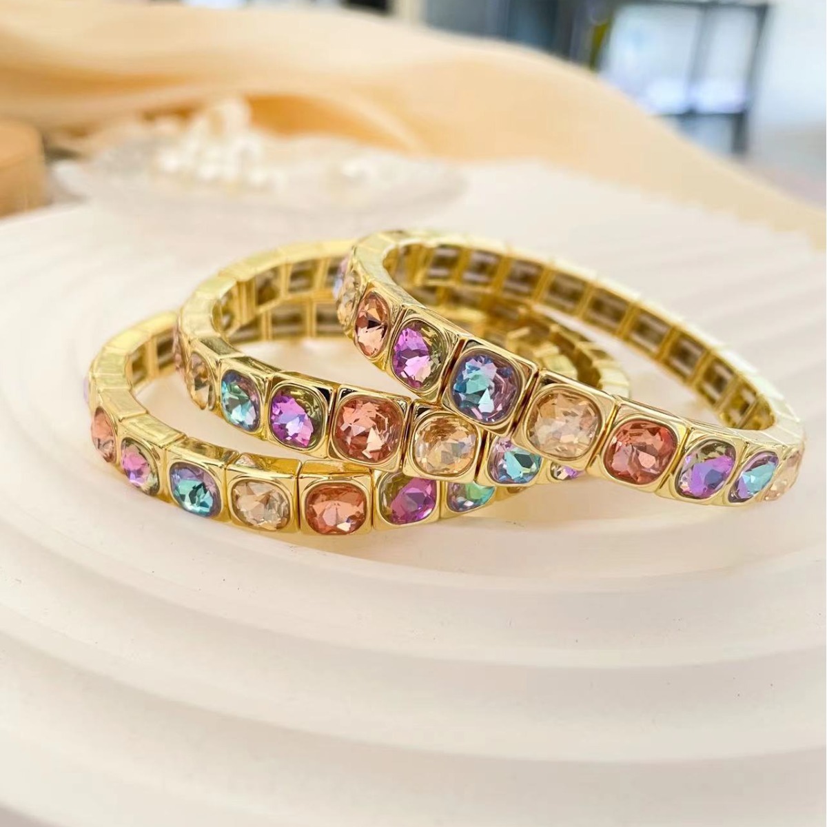 Party, Street Occasion Sweet Shiny Geometric Rhinestones Artificial Crystal Alloy Wholesale Bangle