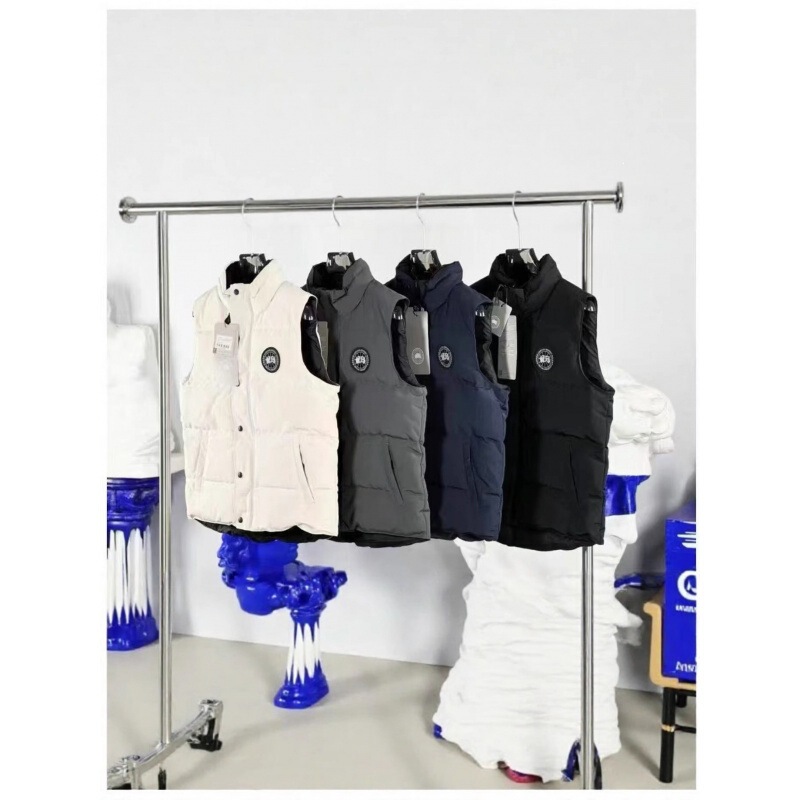 New Canada Goose Men's and Women's Down Vest Black Label 2025 New Model Outerwear Warm Sleeveless Vest Thickened Jacket New Canada Goose Men's and Women's Down Vest Black Label 2025 New Model Outerwear Warm Sleeveless Vest Thickened Jacket