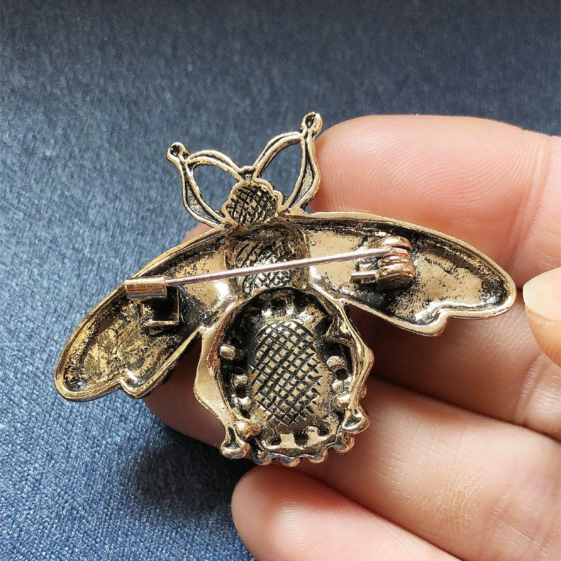 Fashionable brooch, retro protective underware lapel pin, classic suit, accessory, pest control