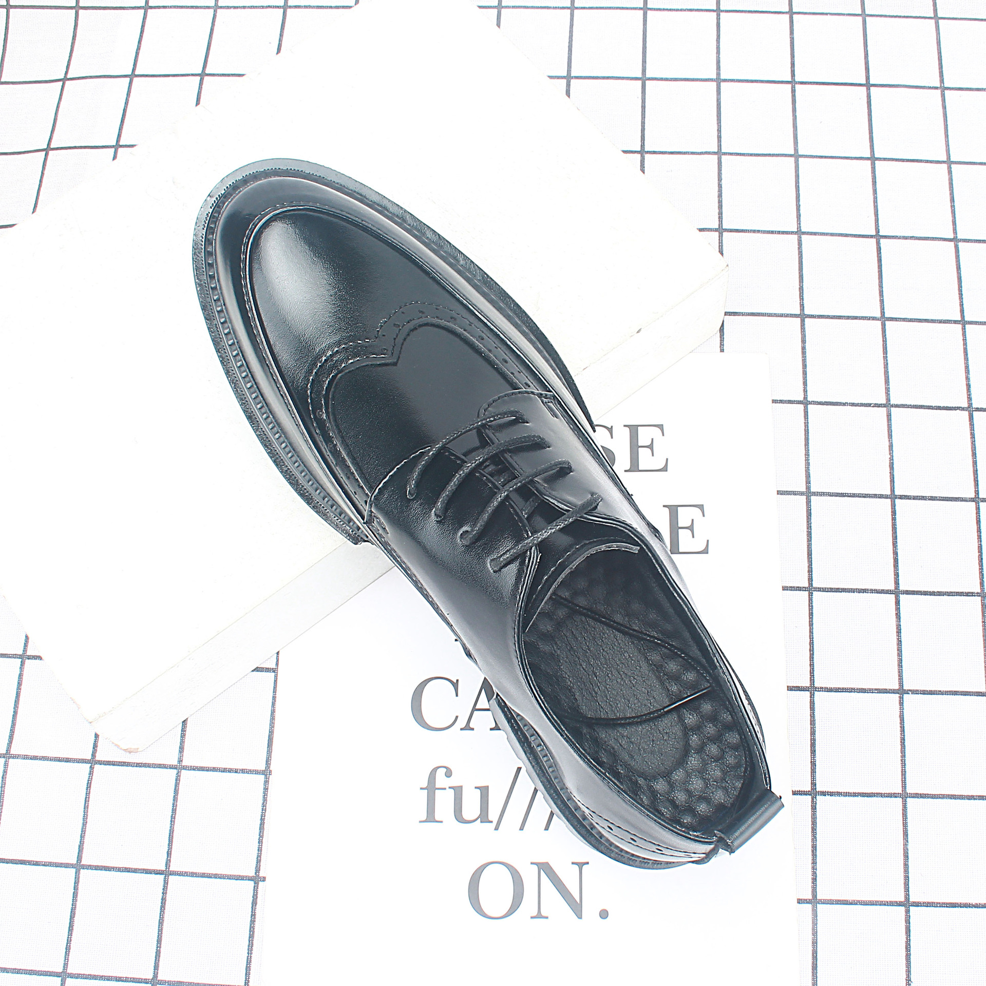 2023�¿��ļ�����СƤЬ��ʿ���泱������͸����ˬ��ĥ 3211