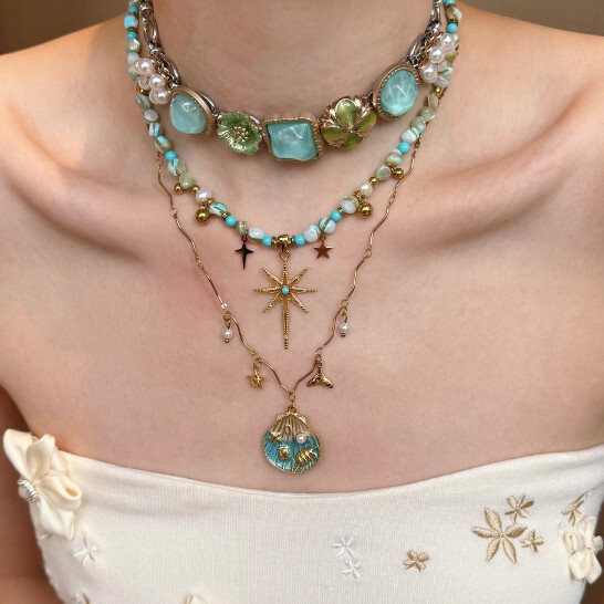 European and American Retro Beaded Stacked Necklaces for Women, Bohemian Accessible Luxury Niche Stylish, Exaggerated Fashion Clavicle Chain Accessories