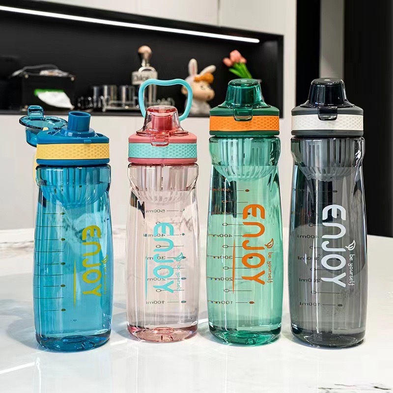 Nuevo simple portátil deportes hervidor taza de beber directa estudiante espacio de plástico taza de alta apariencia portátil taza de té