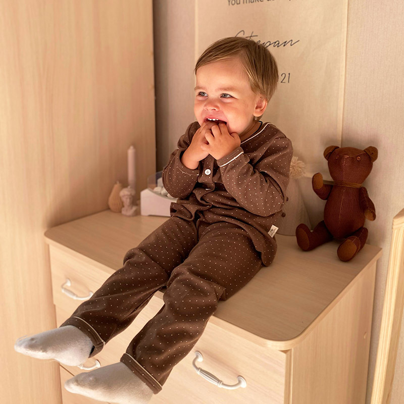 Versión coreana de pijamas para niños y niñas, traje de servicio a domicilio para bebés, cárdigan, chaqueta de manga larga, camisa de fondo para niños, ropa de otoño, pantalones largos