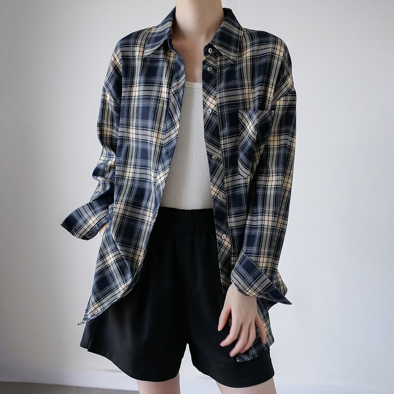 Classic Plaid Shirt for Women 2026 Autumn and Winter Retro Hong Kong Style Loose Casual Commuting Chic Shirt Top