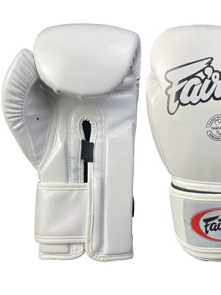 Adult Boxing Gloves Taekwondo Free Fighting Men and Women Training Fighting Sandbag Boxing Gloves Boxinggloves