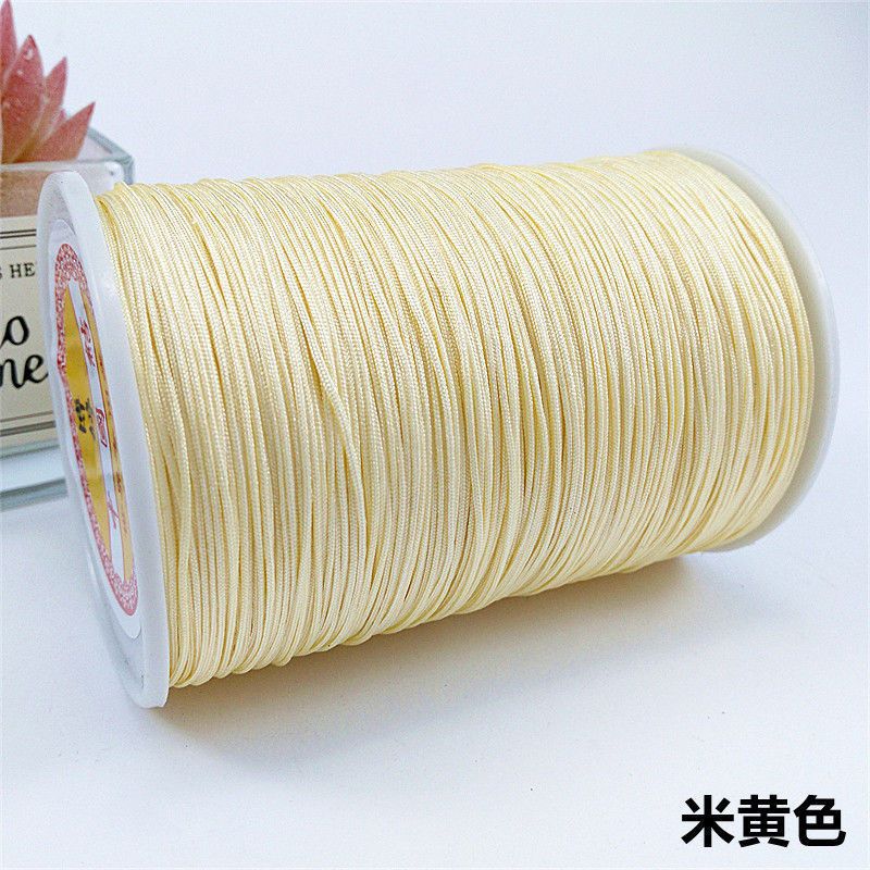 No. 72/beige/500 meters♢