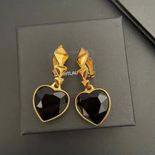 小众新款爱心黑色大水晶耳环简约个性设计中古风时尚OL复古耳环夹