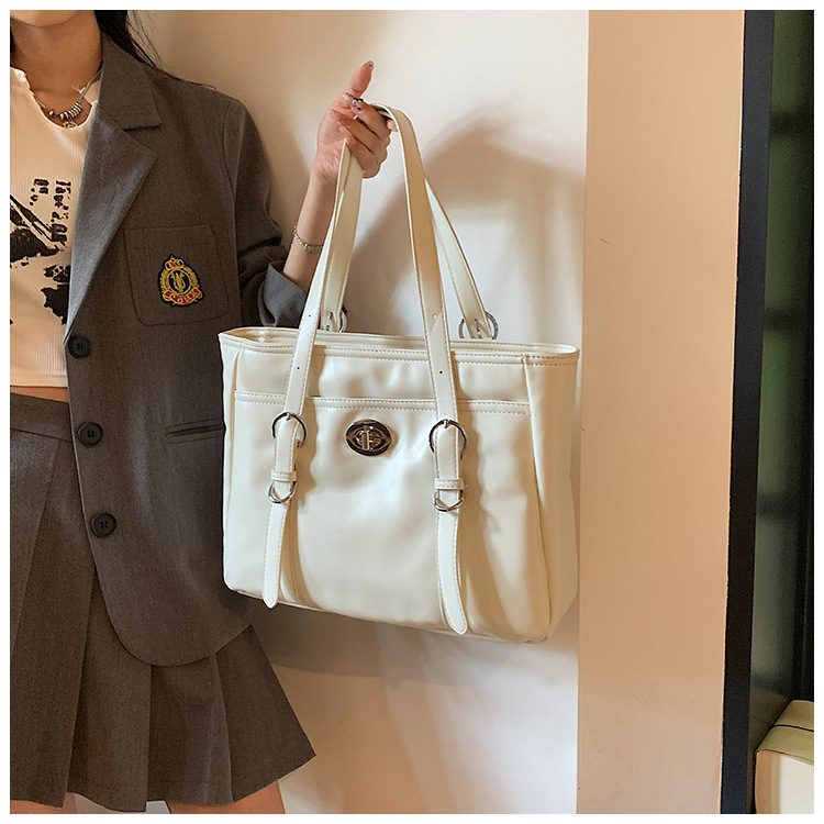 Retro Women's Shoulder Bag Large Capacity Tote Simple Texture_voghion.com
