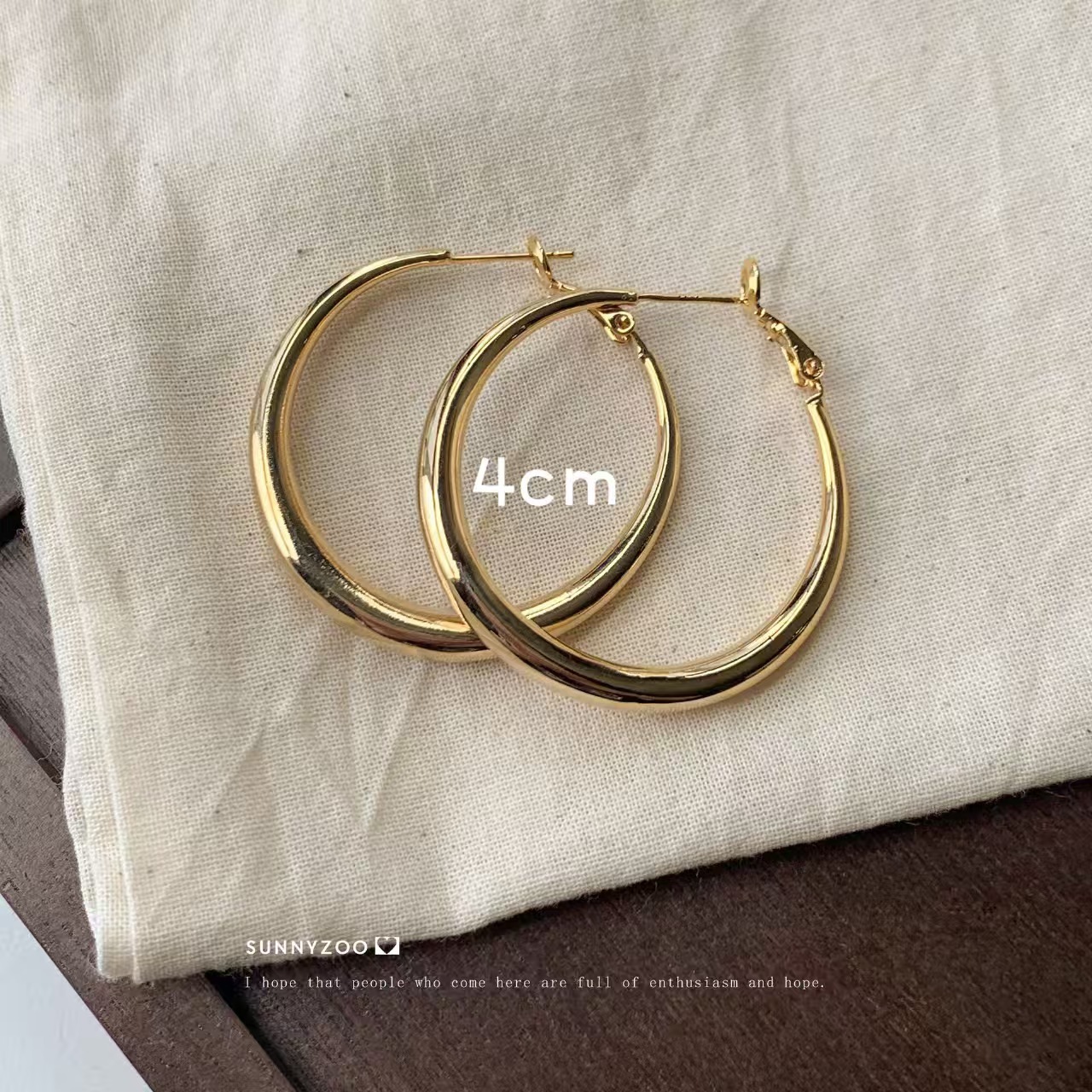 Classic Simple Large Hoop Earrings for Square and Round Faces, Retro Commuter Earrings, Cool Style Earrings for Women