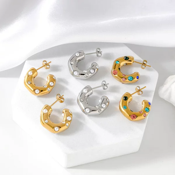 European and American Hot Selling C-Shaped Earrings Stainless Steel Inlaid with Colored Diamonds Shiny Furnace Gold Vacuum Plated 18K Earrings Spot Wholesale
