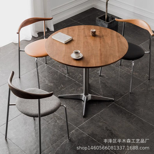 Nordic round casual milk tea and coffee shop tea table wrought iron trendy restaurant small dining table minimalist reception negotiation table
