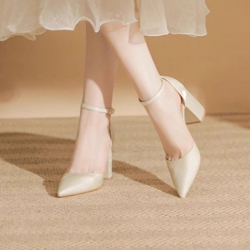 New Style One-Strap Hollow-Out Single Shoes, Elegant Ladylike High Heels, Closed-Toe Women's Shoes, Women's Chunky Heel Sandals, Bridesmaid Shoes New Style One-Strap Hollow-Out Single Shoes, Elegant Ladylike High Heels, Closed-Toe Women's Shoes, Women's Chunky Heel Sandals, Bridesmaid Shoes