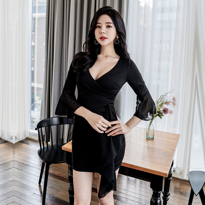 Korean Style Spring and Summer New Sexy Nightclub Socialite Slim Fit Bag Hip Low-cut V-neck Base Dress Short Skirt Dress