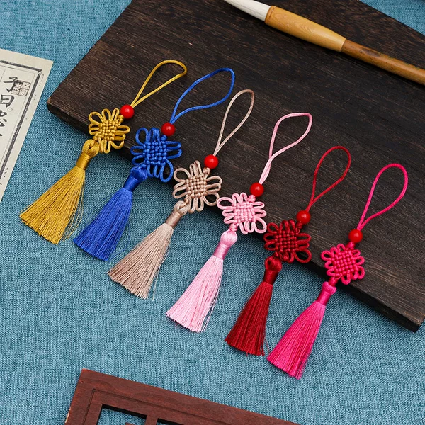 Hand-Woven Chinese Knot Tassel Bookmark, USB Flash Drive Keychain Pendant, Group Knot Ornament, Decorative Pendant