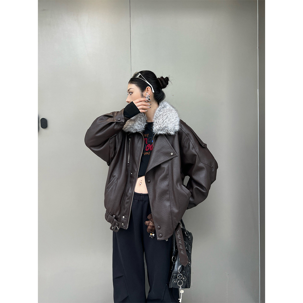 2025冬季大毛领高街潮机车风羽绒内胆皮衣外套白鸭绒羽绒服85353