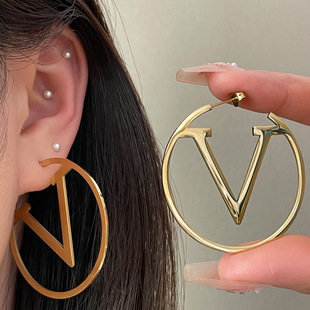 �W���r�к��sV��ĸ��Ȧ�r�Ђ��Ը߼�С���OӋ�б�ɫ����h���Ů