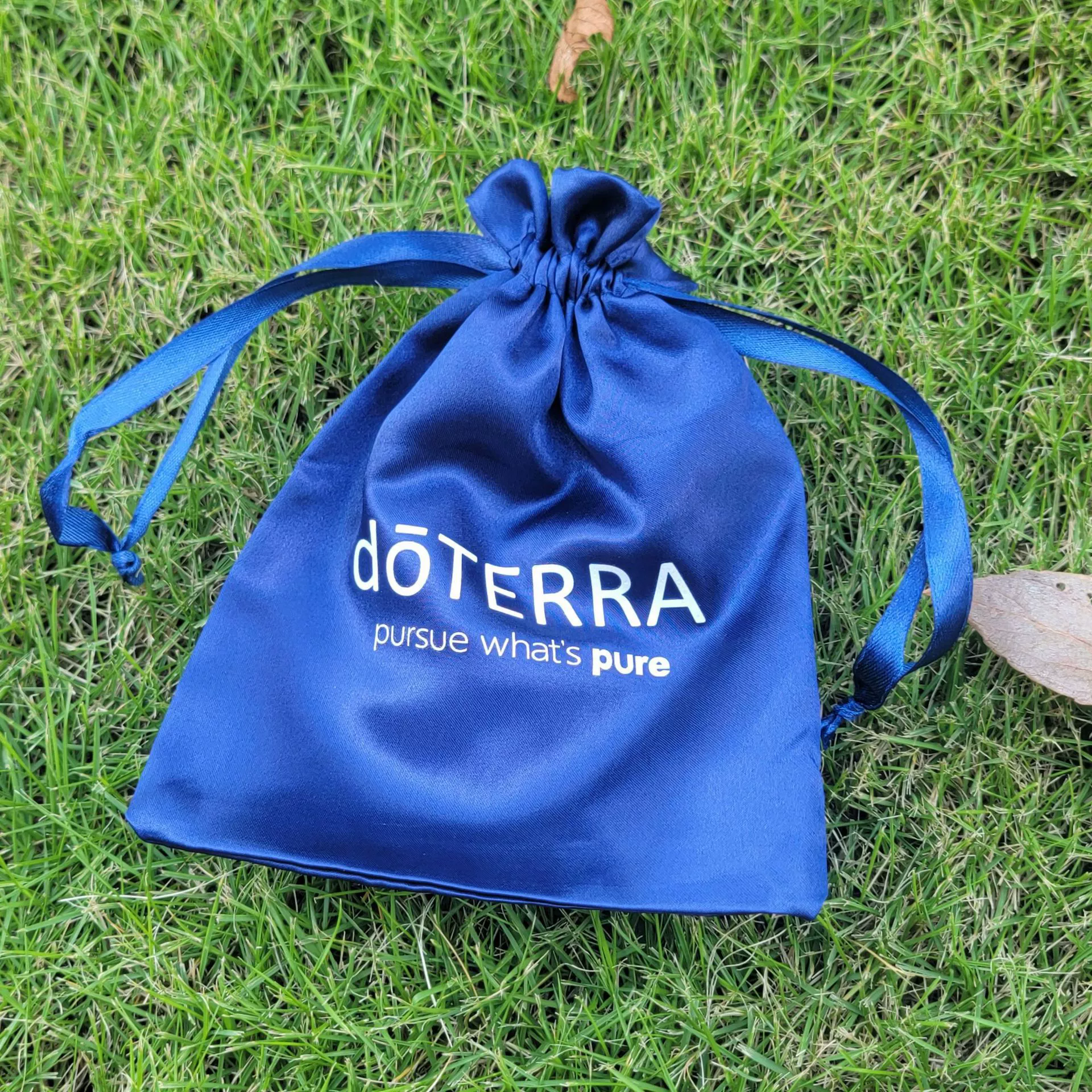 Подарочная сумка Doterui большого размера имитация шелковой Сумки на шнурке для хранения упаковки ювелирных изделий сумка на шнурке атласная ткань