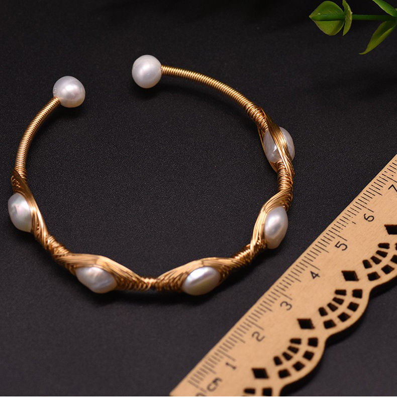 Daily Occasion Pearl Material Geometric Pattern Retro Geometric Pearl Inlay Turquoise Crystal 18k Gold Plated Bangle