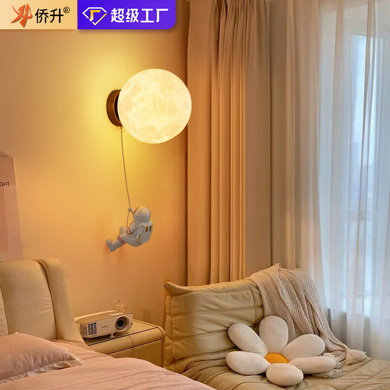 Children's Room Wall Lamp Astronaut Spaceman Moon Lamp Boys and Girls Room Cartoon Modern Simple Bedroom Bedside Lamp