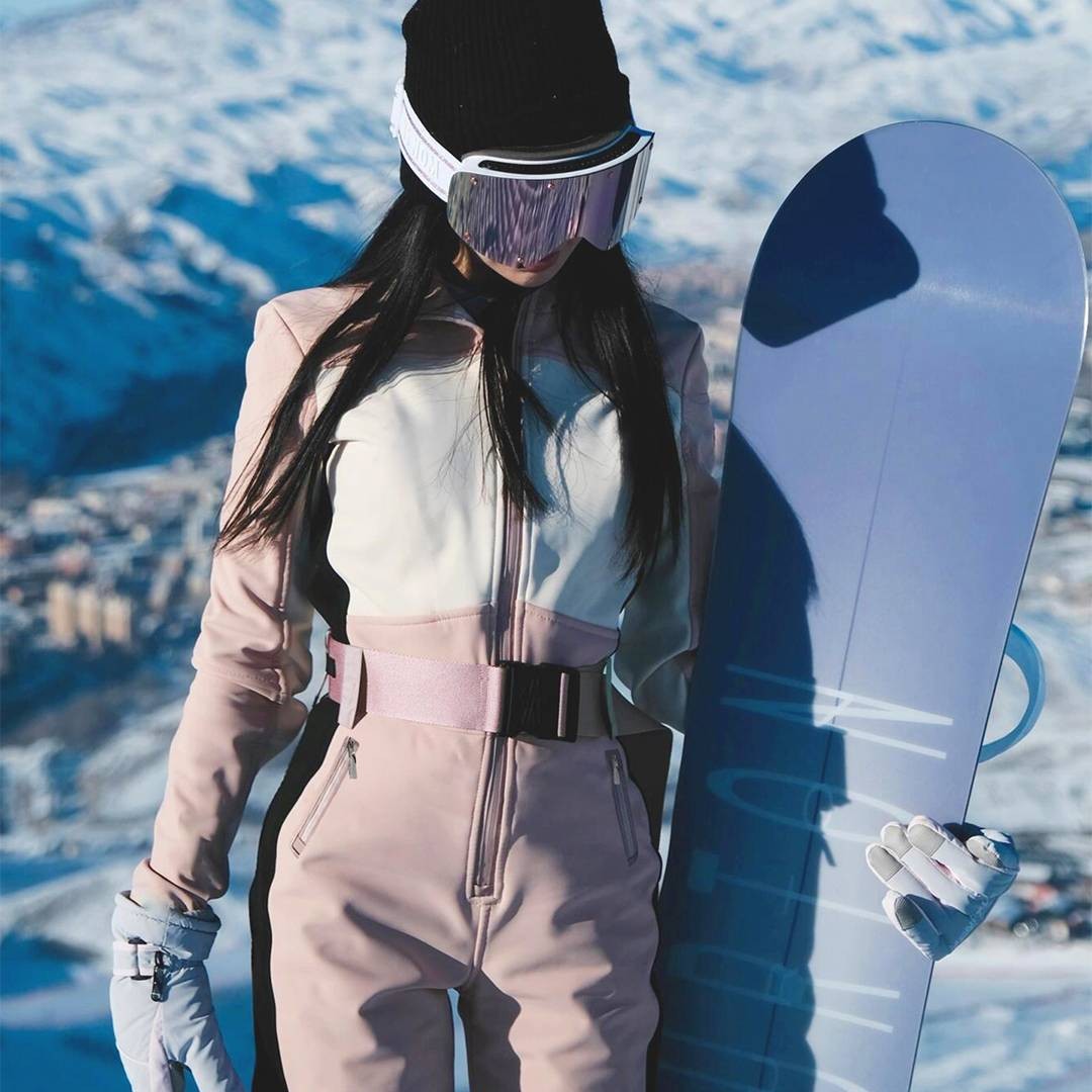 LDAB pink and white color-blocked one-piece ski suit for women, 2026 new autumn and winter model, super stylish and slimming, double-board snow suit set