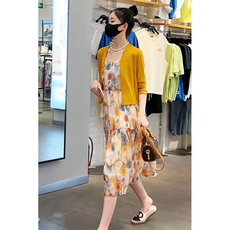 披肩外搭女2025新款防晒开衫高级感配裙子夏薄款宽松冰丝针织上衣|undefined