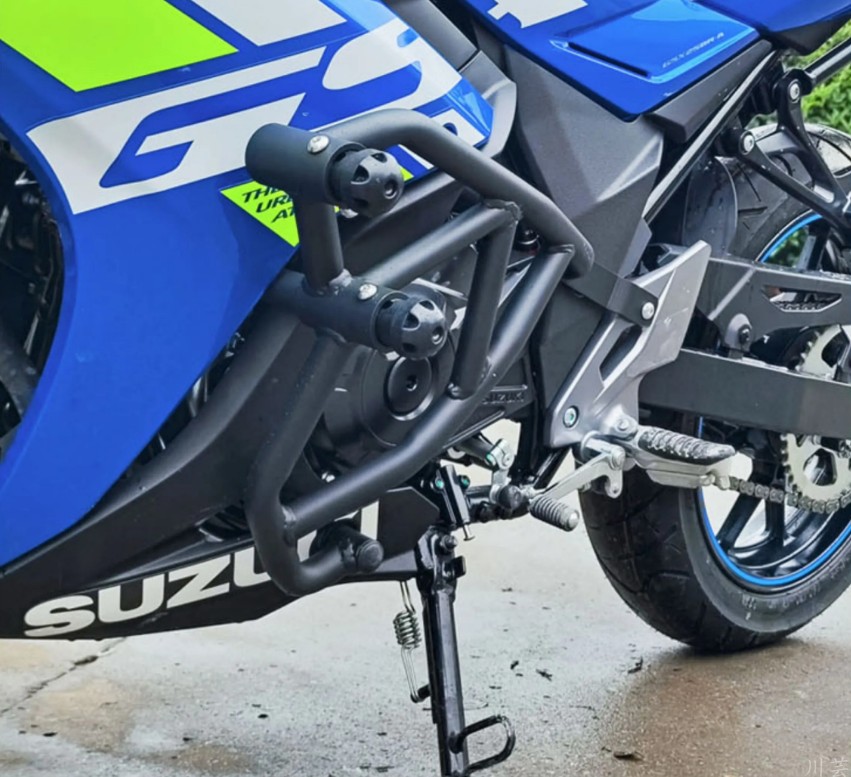 Suitable for Suzuki gsx250 anti-fall bar gsx250r guard bar motorcycle bumper modified competitive bar accessories