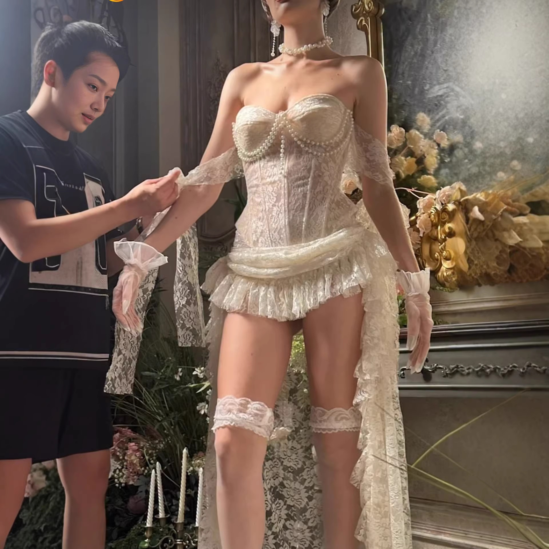 Vietnamese Niche Design Brand Ninis*Si 26 New French-Style Exquisite Pearl-Decorated Strapless Fitted Gown with a Train