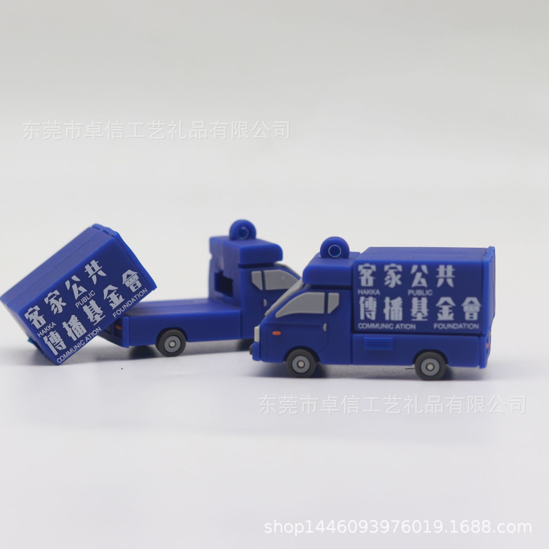 仿真卡通惯性货车钥匙扣 PVC硅胶立体模型车 工厂定制