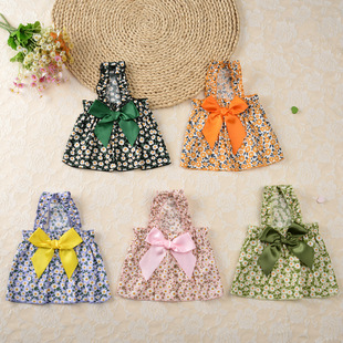 Hot Selling New Spring and Summer Small Wrinkled Chrysanthemum Shoulder Strap Skirt Pure Cotton Princess Skirt Pet Clothes Elastic Dog Clothes Lady Skirt